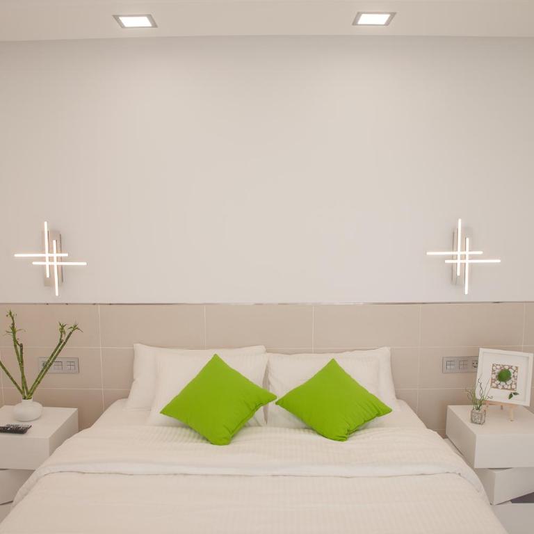 Puerto Marina - Apartamento de 3 dormitorios - 13