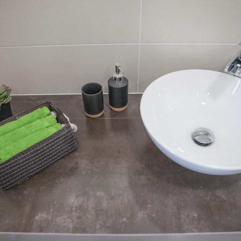 Puerto Marina - Apartamento de 3 dormitorios - 19