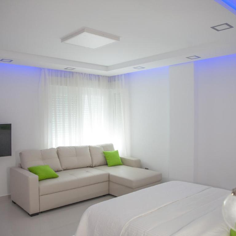Puerto Marina - Apartamento de 3 dormitorios - 31