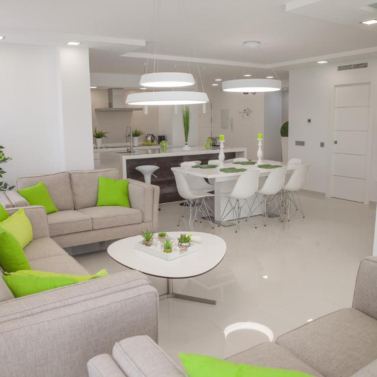 Puerto Marina - Apartamento de 3 dormitorios - 32