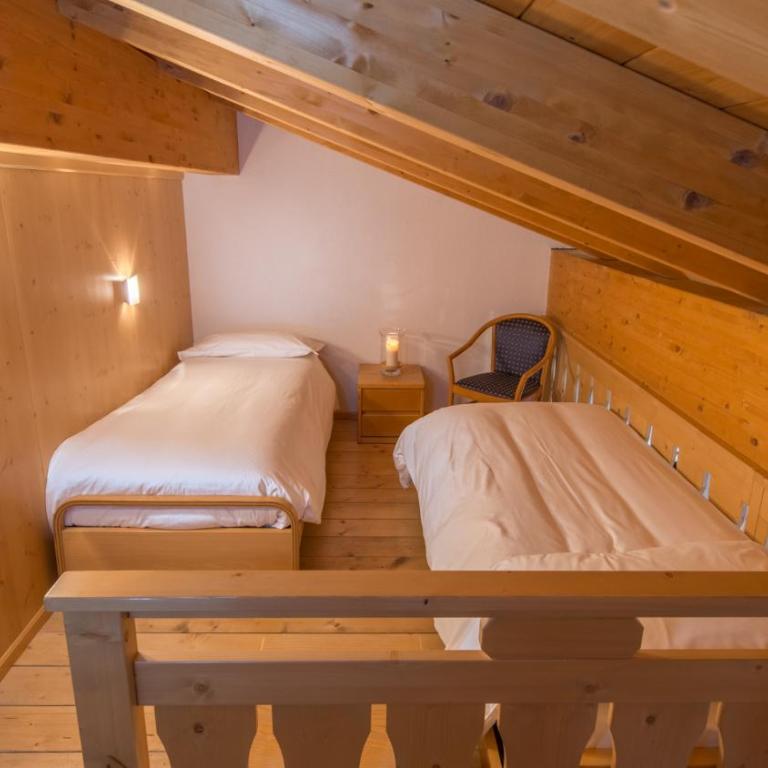 Sport Hotel Alpina - Camera Familiare Deluxe - 1