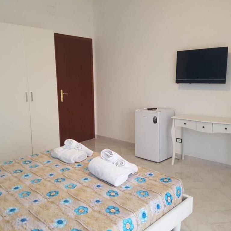 beb arcobaleno gallipoli - Large Double Room - 9