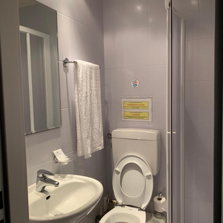 HOTEL ELENA - Camera Matrimoniale con Bagno Privato - 13