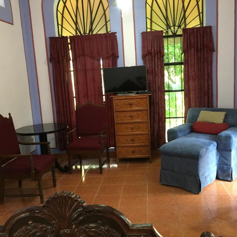 Hacienda San Pedro Nohpat - King Suite with Spa Bath - 4
