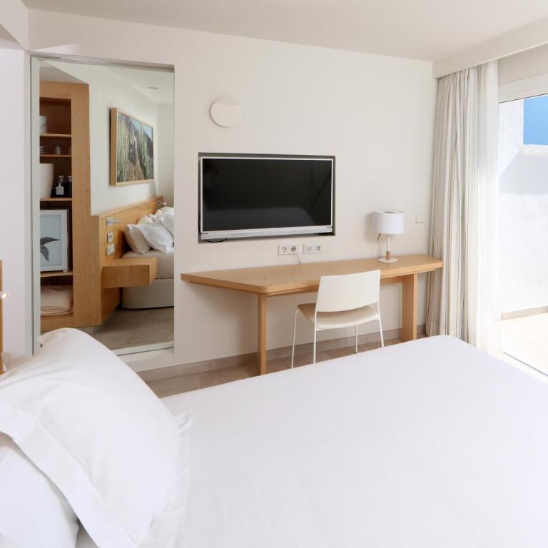 Iberostar Selection Lanzarote Park - Habitación Doble Star Prestige con vistas laterales al mar - 2 camas - 1