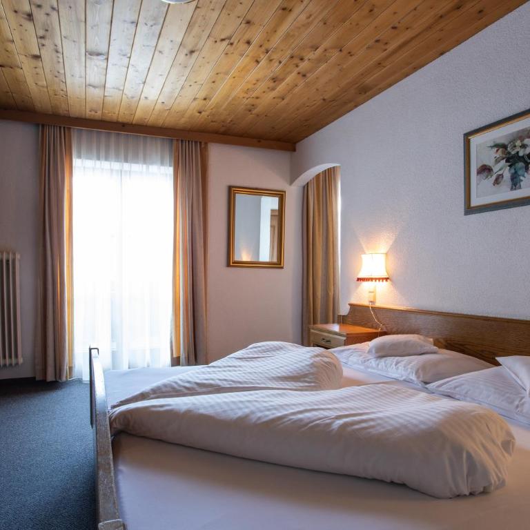 Pension Tirol - Doppelzimmer - 1