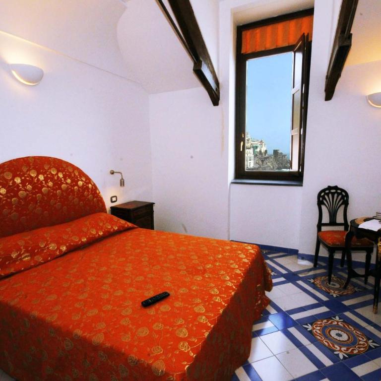 Hotel Croce Di Amalfi - Camera Matrimoniale con Vista Mare - 6