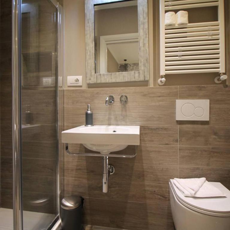 Bell Tower Studio Apartment - Appartamento Monolocale - 13