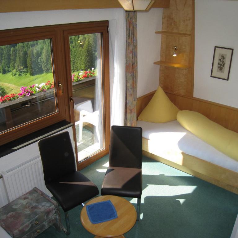 Lärchenhof Serfaus - Einzelzimmer mit Balkon - 2