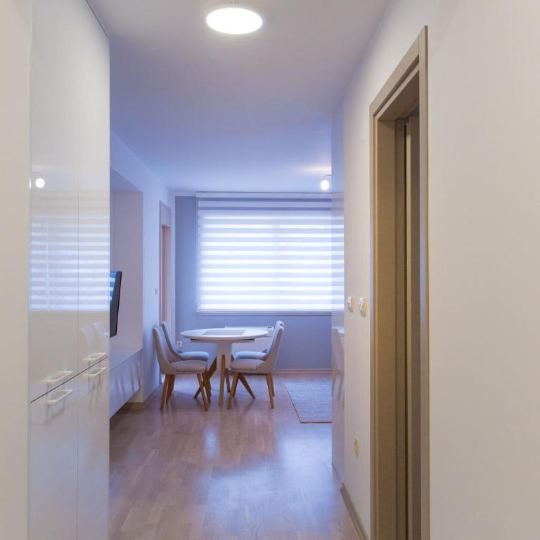 Central Budva apartment - One-Bedroom Apartment - 10