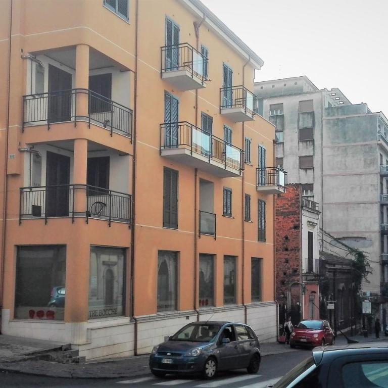 Friends & Family Apartment - Free parking car - Two-Bedroom Apartment - 28