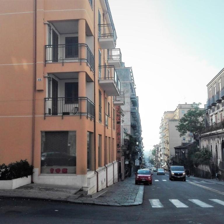 Friends & Family Apartment - Free parking car - Two-Bedroom Apartment - 29