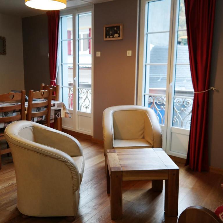 Duplex spacieux avec vue montagne au cœur de Cauterets, 6 à 8 pers, 3 chambres, 2 SDB - Appartement avec Vue sur la Montagne - 30