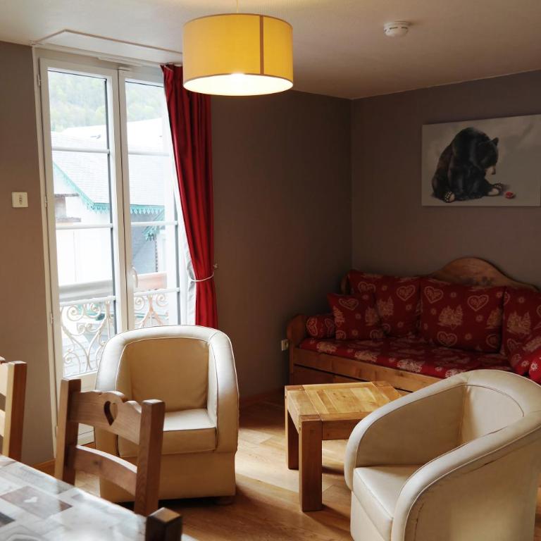 Duplex spacieux avec vue montagne au cœur de Cauterets, 6 à 8 pers, 3 chambres, 2 SDB - Appartement avec Vue sur la Montagne - 31
