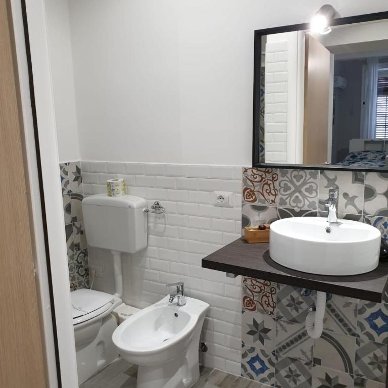 B&B Matteo Bonello - Fianco Cattedrale - Double Room with Private Bathroom - 7