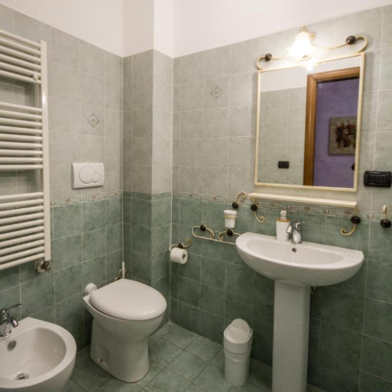 Camere La Basilica - Camera Tripla con Bagno Privato - 3