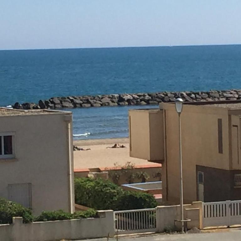 Résidence CAP HORN ,13 ter Avenue des Élysées - One-Bedroom Apartment - 9