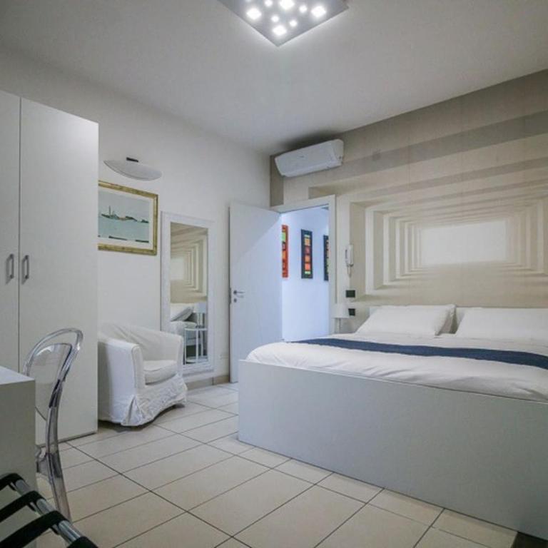 Tamb&B2 - Deluxe King Room - 1