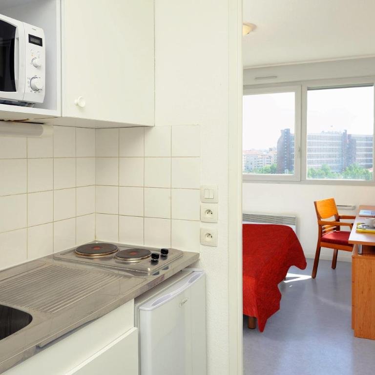Séjours & Affaires Lyon Saint-Nicolas - Estudio - 11