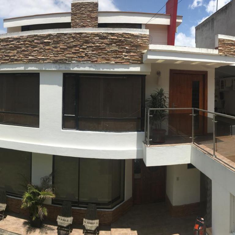 Hospedaje en Quito Norte, Apartamento & Suite independientes - Apartamento de 3 dormitorios - 25