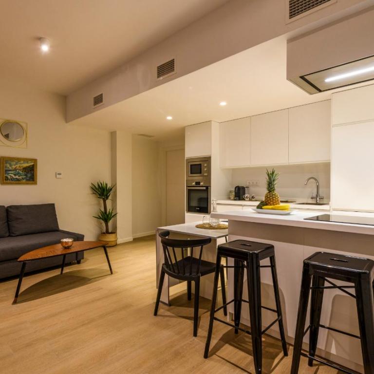 Romea Suites - Deluxe Apartment - 3