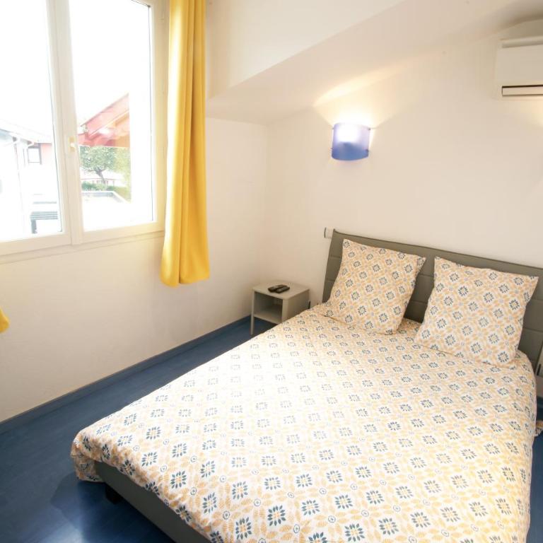 T2 idéal curiste ou vacanciers au centre de Cambo - One-Bedroom Apartment - 6