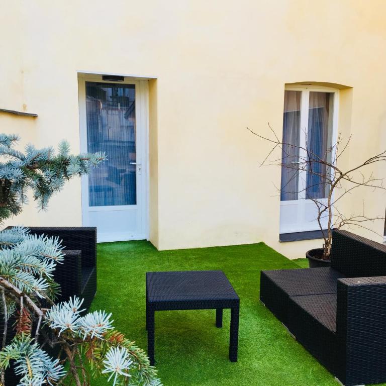 Villa Bigorra Lourdes centre Le Sanctuaire La Grotte , parking - Appartement avec Terrasse - 6