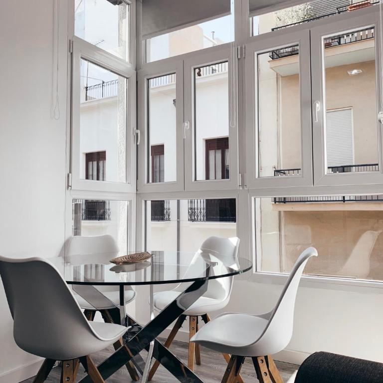 Alicante Center Apart - Two-Bedroom Apartment - 5