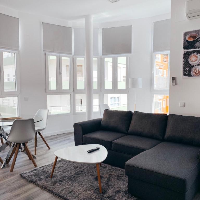 Alicante Center Apart - Two-Bedroom Apartment - 4