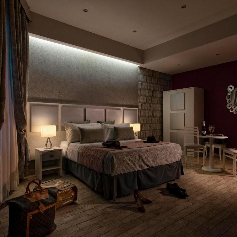 Five Rooms Rome Guesthouse - Luxury Double Room with Spa Bath - 11