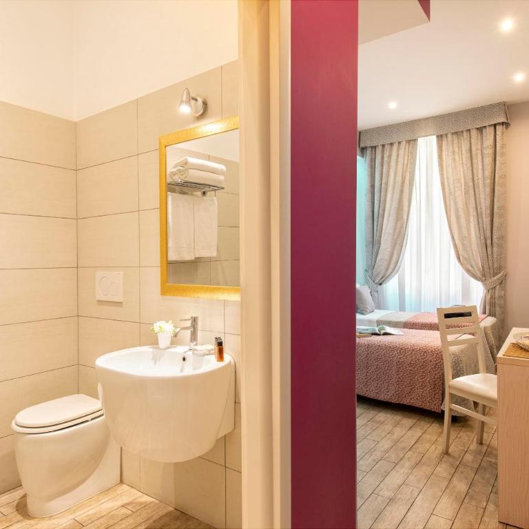 Five Rooms Rome Guesthouse - Business Double or Twin Room - 5