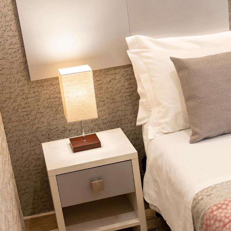 Five Rooms Rome Guesthouse - Business Double or Twin Room - 6
