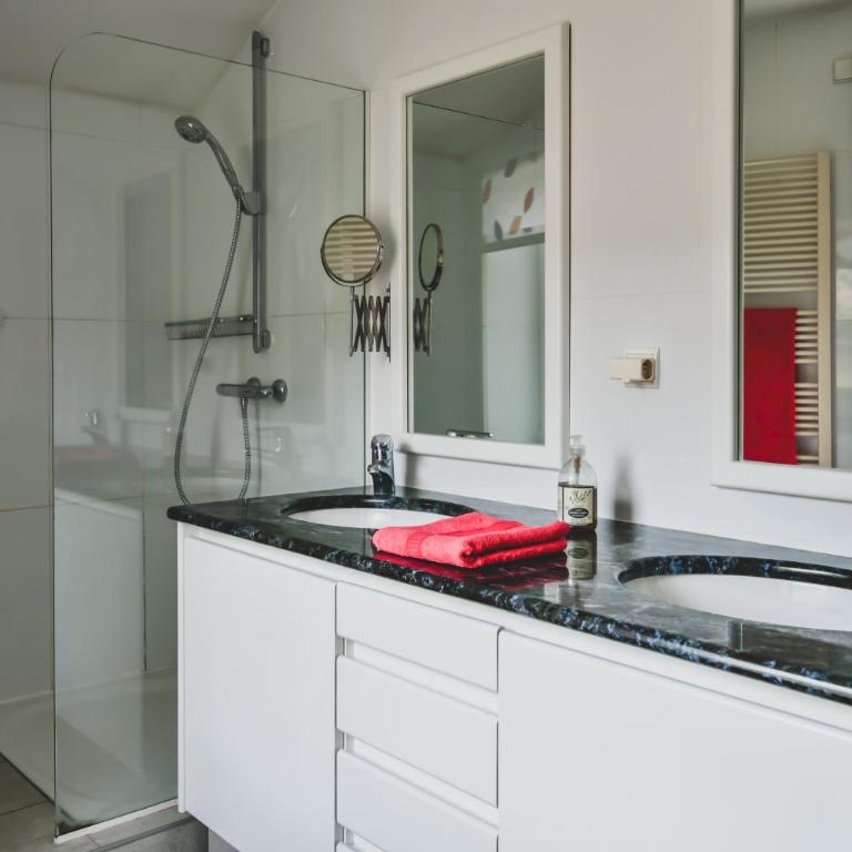 Escapade en Provence - Two-Bedroom Apartment - 8
