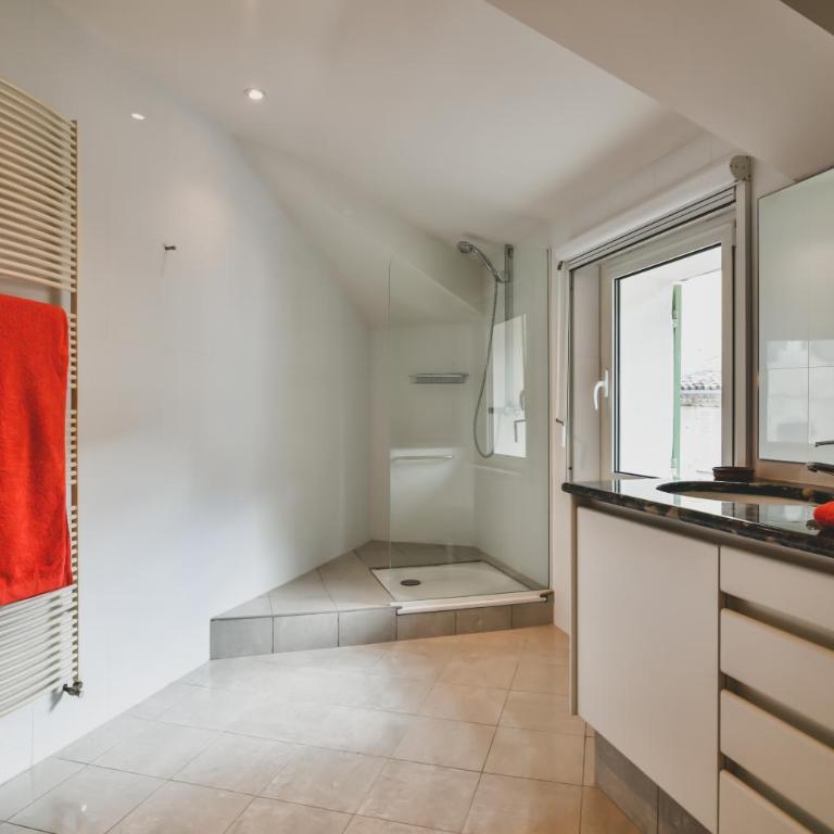Escapade en Provence - Two-Bedroom Apartment - 11