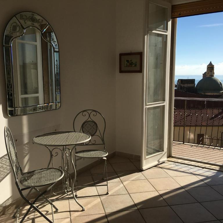 Antica Dimora in Centro - Appartamento con Vista Mare - 14