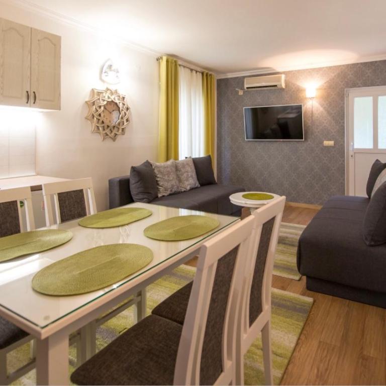 Apartments Villa Jovovic - Apartman s 1 Spavaćom Sobom i Balkonom (Drugi Sprat) - 12