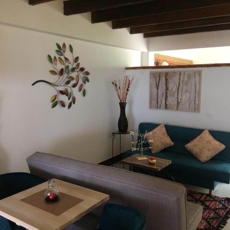 Hotel El Giro - Suite con bañera de hidromasaje y cama grande - 7