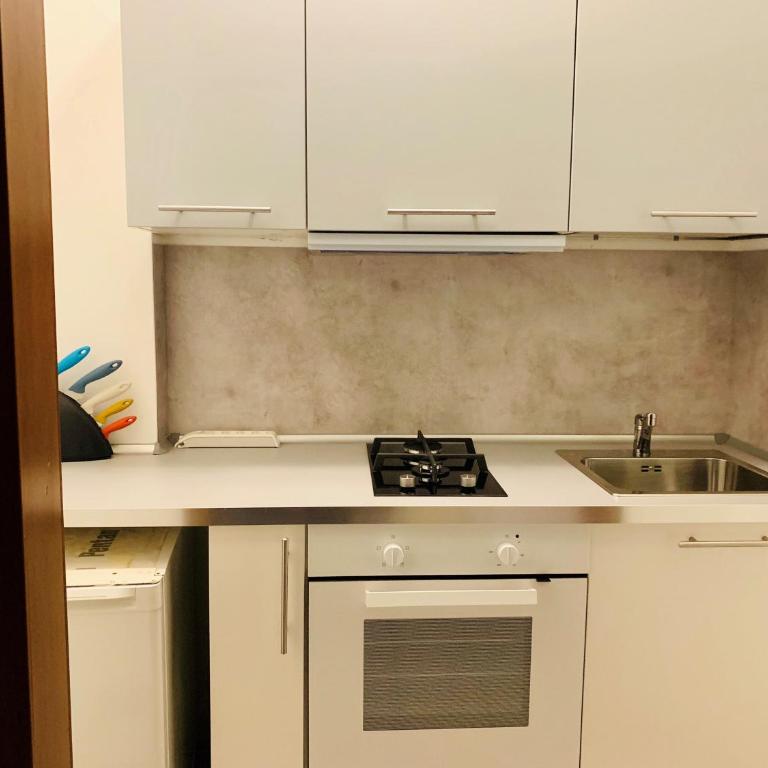 Front Lake Apartment Bardolino - Appartamento con 1 Camera da Letto e Balcone - 3