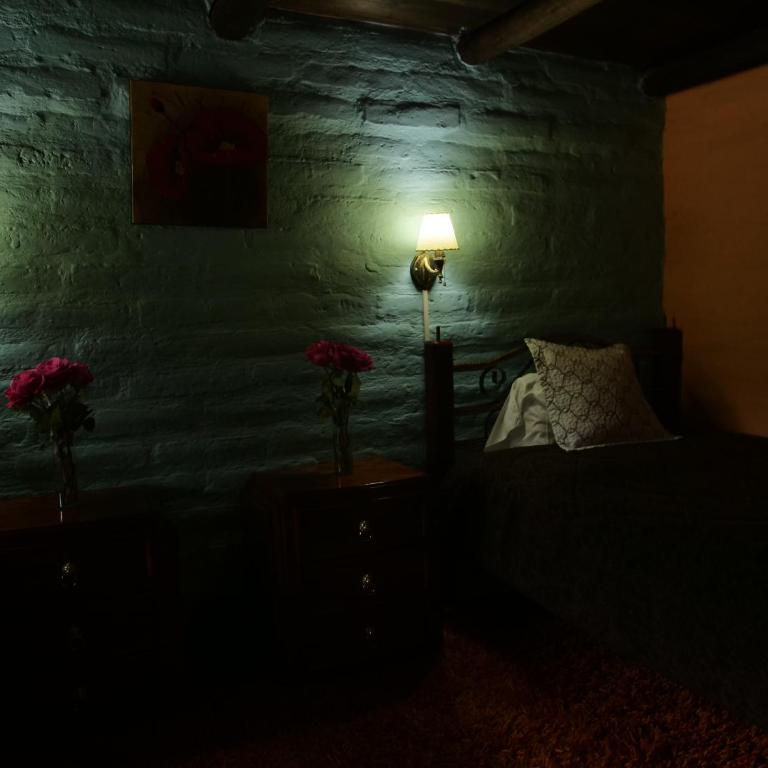 Rondador Cotopaxi - Habitación Doble con baño compartido - 2 camas - 2