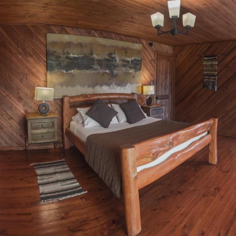 Cabañas Anulen - Three-Bedroom House - 23