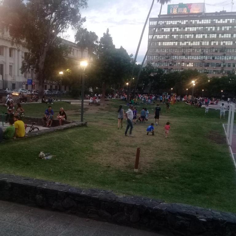 Excepcional dpto frente a Plaza de la Intendencia - Apartamento de 1 dormitorio - 4