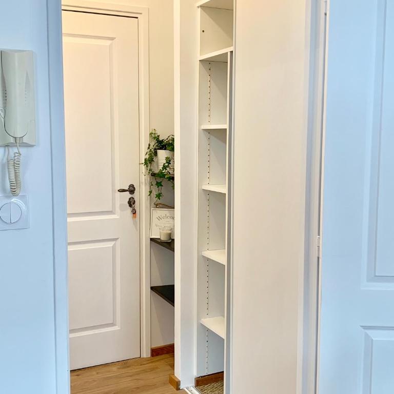 Mini-loft, Clos des Arts - parking gratuit - Studio Apartment - 24