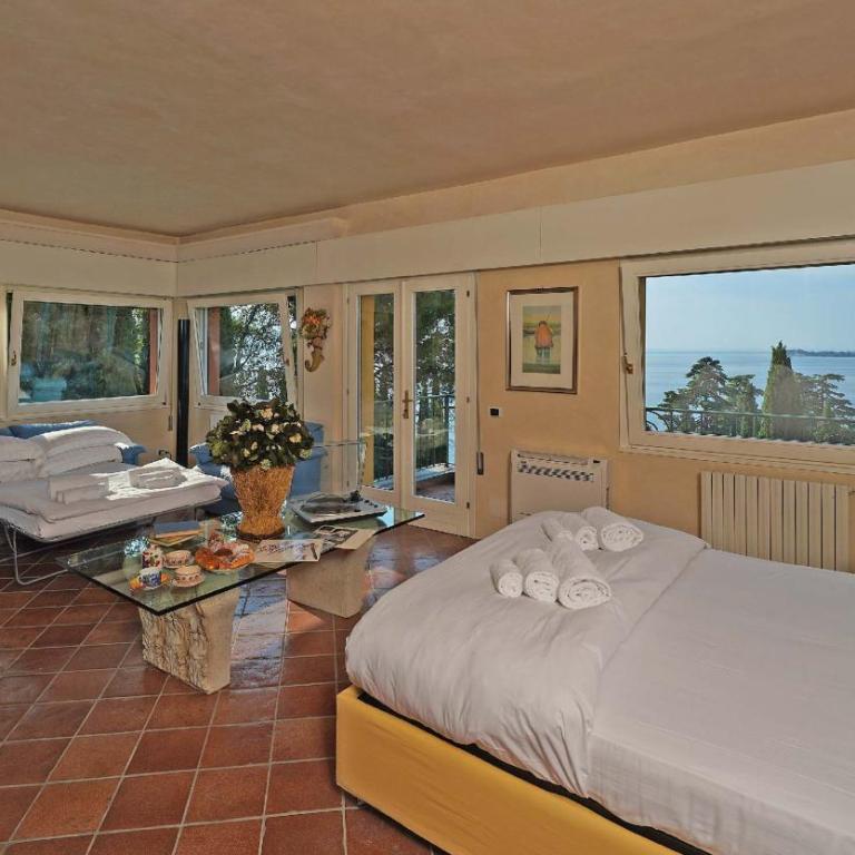 Villa Vibe Luce, beautiful period villa with private pool and lake view - Villa - 29