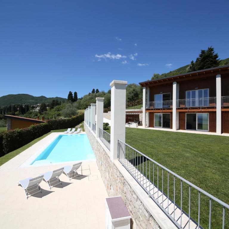 Villa Albachiara, Private Luxury villa with private pool and lake view - Villa - 9