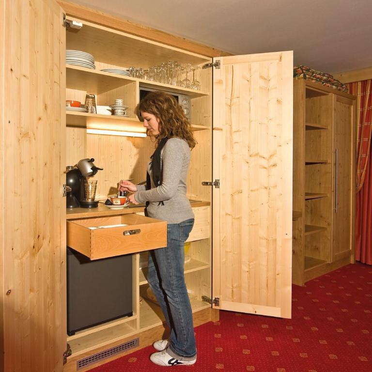 Landhotel Alpenhof Filzmoos - Familiensuite (2 Erwachsene und 3 Kinder) - 1