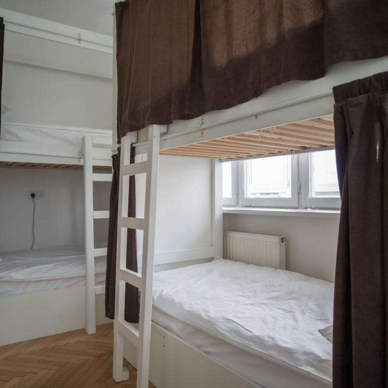 The Good Place Hostel - Krevet za Jednu Osobu u Šestokrevetnoj Spavaonici - 3