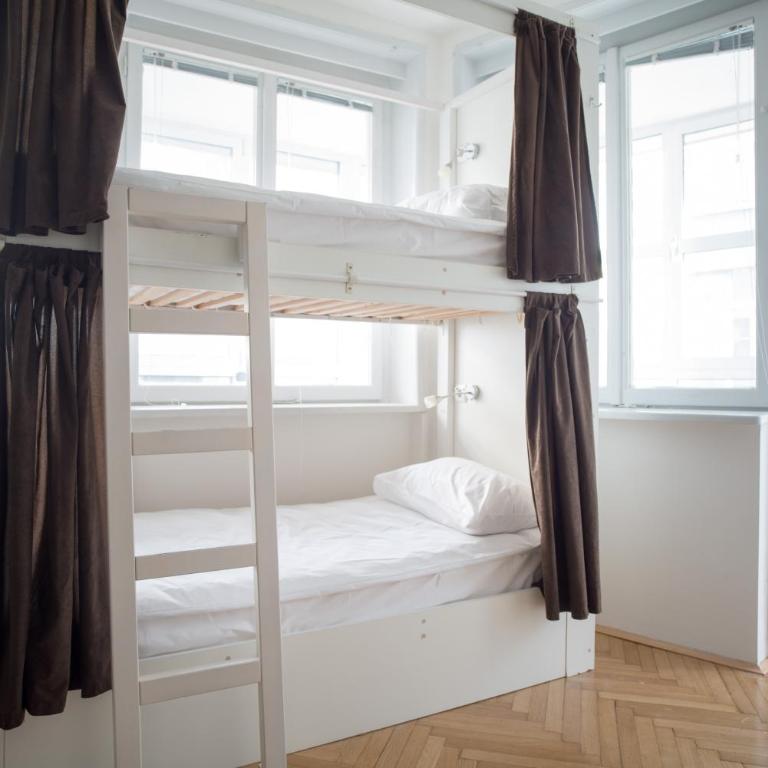 The Good Place Hostel - Krevet za Jednu Osobu u Šestokrevetnoj Spavaonici - 5
