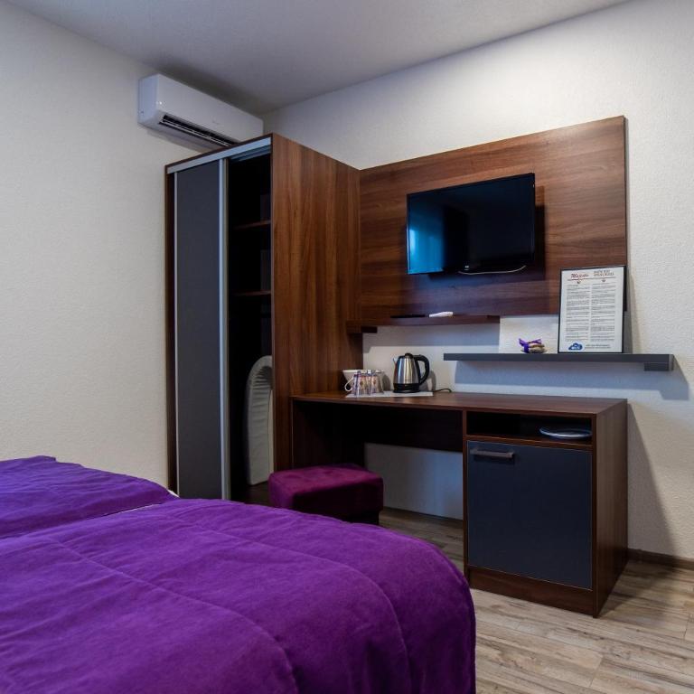 Apartments and Rooms Villa Majestic - Deluxe Double Room (2 Adults + 1 Child) - 1