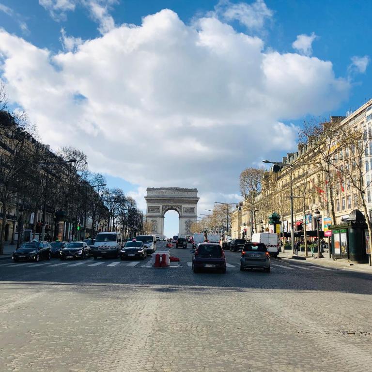 21a Maréchal FOCH Avenue Paris CHAMPS-ELYSÉES - Two-Bedroom Apartment - 52