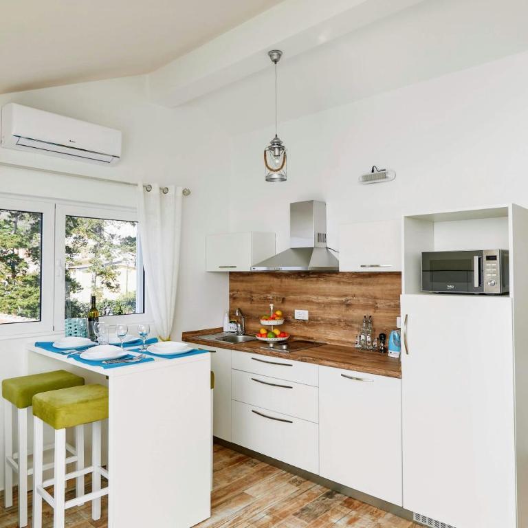 Bayview Apartments Tivat Montenegro - Studio with Sea View - 19